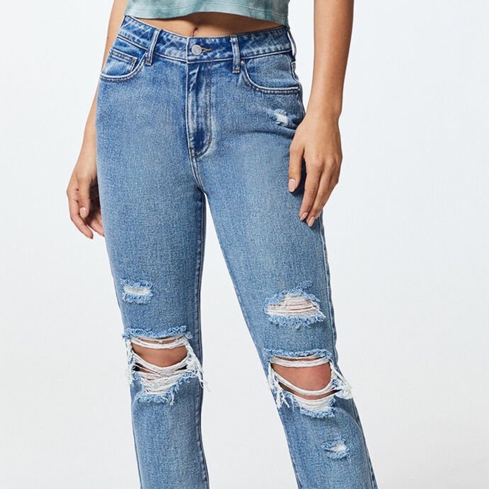 NEW PacSun Distressed Mom Jeans - Picture 2 of 3